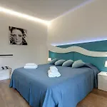 Dolce Vita Suite